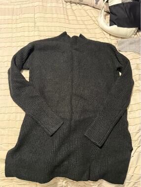 Old Navy Black Knit Sweater, Size Small Tall
